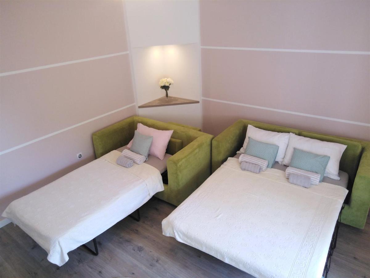 Ferienwohnung Balzak 64M2, Free Parking & Wi-Fi Novi Sad Exterior foto